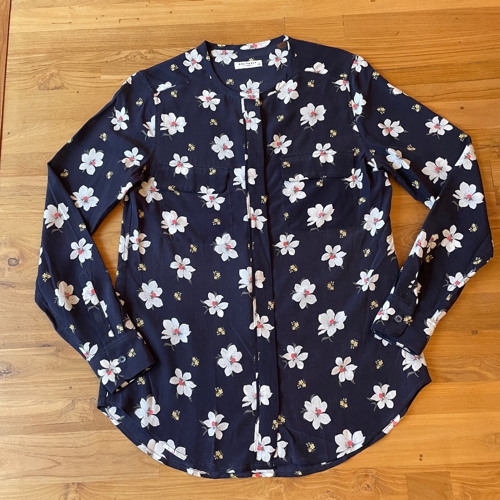 Equipment Navy Silk Flower Print Blouse Small